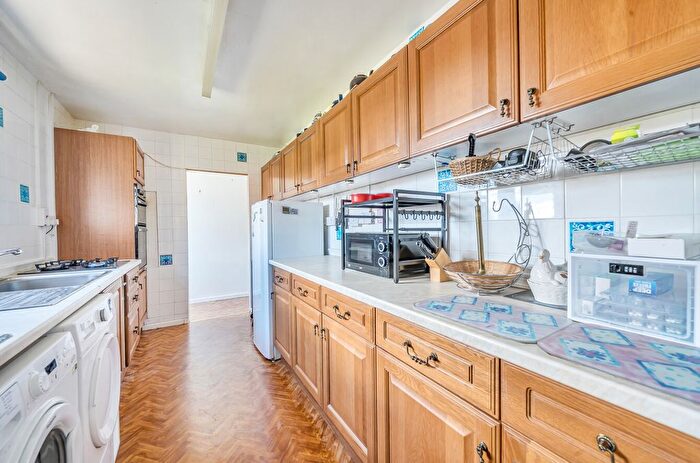 3 Bedroom Terraced House For Sale In Broadleaze, Down Ampney, Cirencester, Gloucestershire, GL7