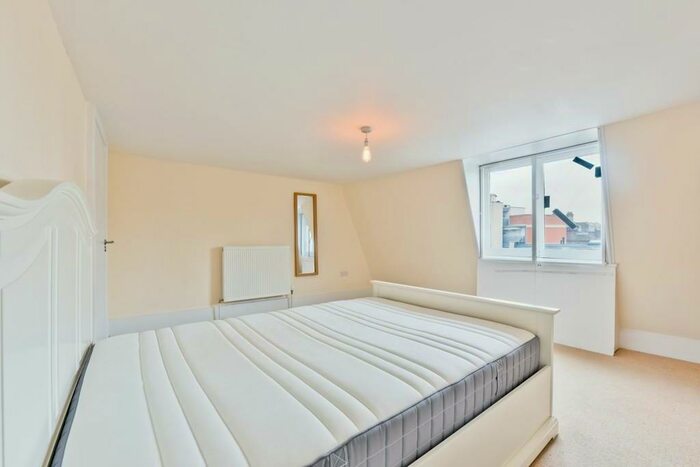 2 Bedroom Flat To Rent In Highgate Road, NW5