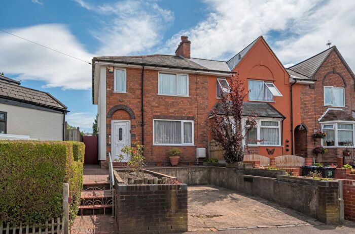3 Bedroom Terraced House For Sale In Vimy Road, Billesley, Birmingham, B13