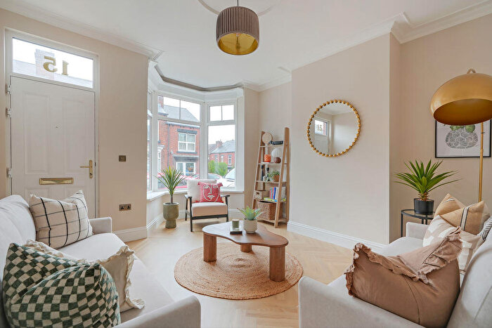 3 Bedroom Terraced House For Sale In Carrington Road, Sheffield, S11