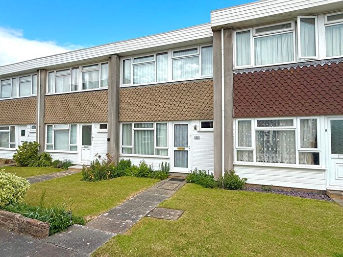 2 Bedroom Terraced House For Sale In Fittleworth Garden, Rustington, BN16