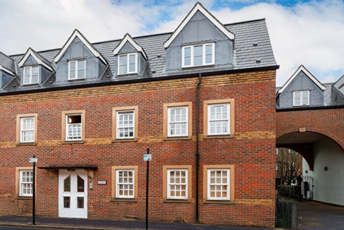 2 Bedroom Apartment To Rent In Castle Mews, St Thomas Street, Oxford, OX1