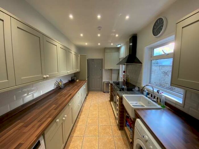 1 Bedroom Property To Rent In Heath End Road Nuneaton, CV10