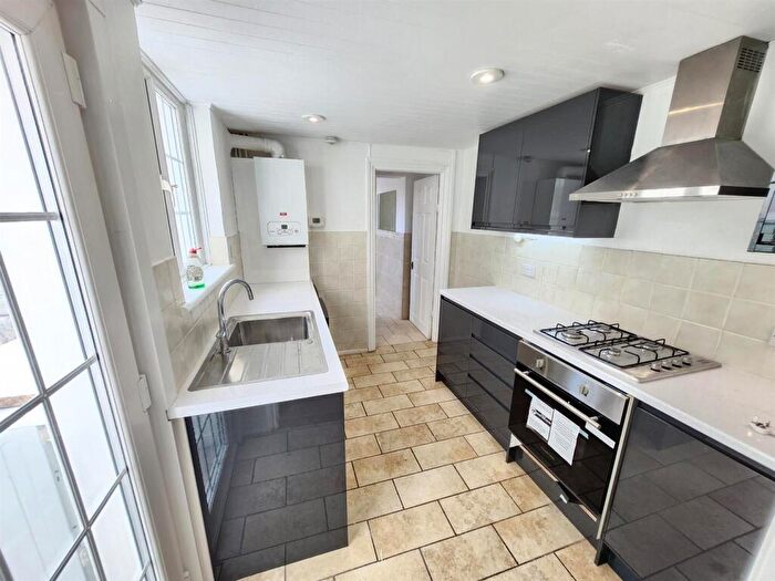 3 Bedroom House To Rent In Eastbrook Road, Waltham Abbey, EN9