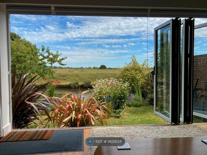 3 Bedroom Semi-Detached House To Rent In New Winchelsea Road, Rye, TN31