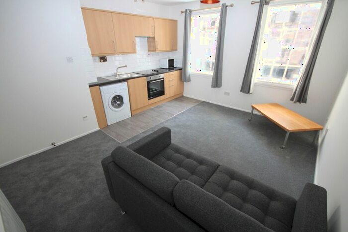 1 Bedroom Flat To Rent In Websters Land, Edinburgh, EH1