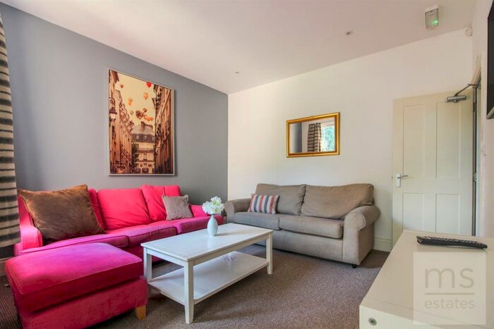 6 Bedroom Terraced House To Rent In Midland Avenue, Lenton, Nottingham, NG7