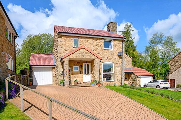 3 Bedroom Detached House For Sale In Cornmill Lane, Bardsey, LS17