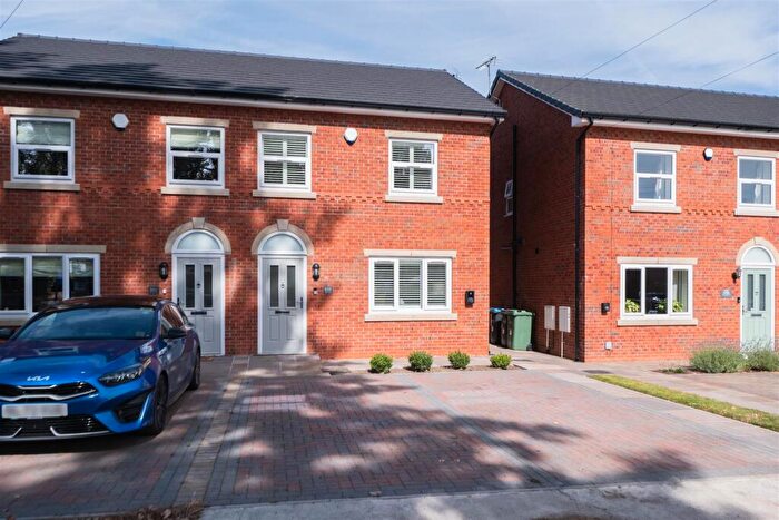 3 Bedroom Semi-Detached House For Sale In Townfield Lane, Barnton, Cheshire, CW8