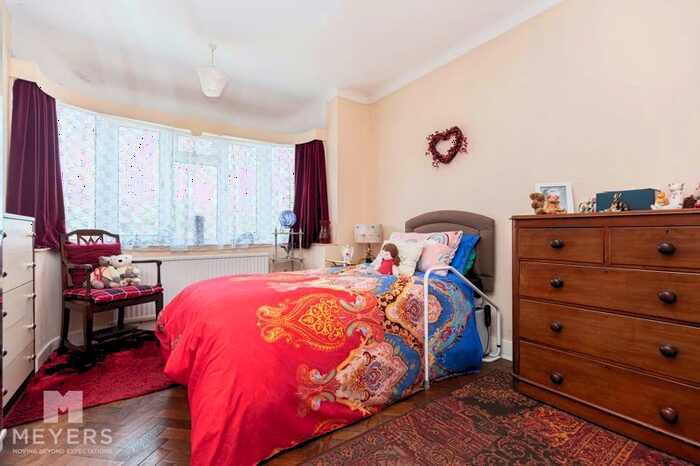 2 Bedroom Bungalow For Sale In Glendale Road, Bournemouth, BH6