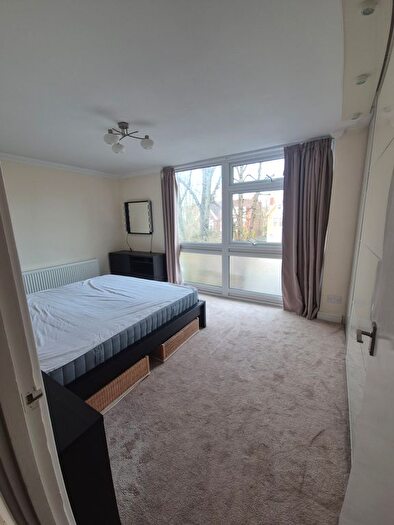 2 Bedroom Flat To Rent In Corfton Road, W5