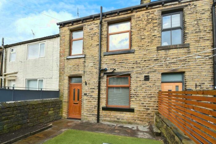 2 Bedroom Terraced House To Rent In Acre Street, Lindley, Huddersfield, HD3