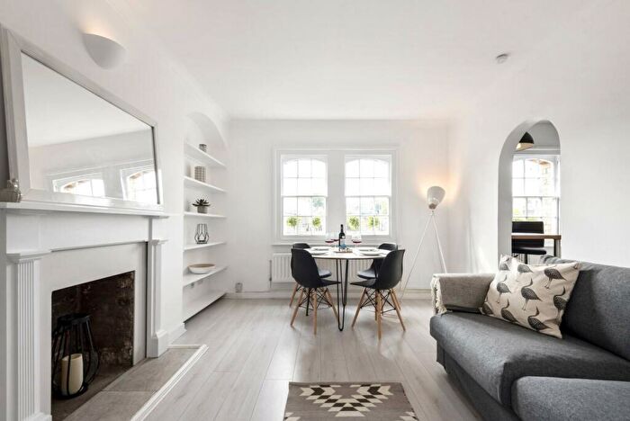 1 Bedroom Flat To Rent In Brewers Buildings, Rawstorne Street, EC1V