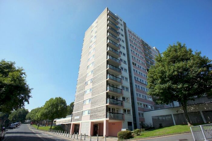 2 Bedroom Apartment To Rent In Carolina House, Dove Street, Kingsdown, BS2