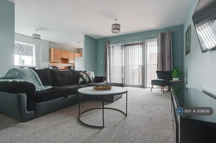 2 Bedroom Terraced House To Rent In Hyde Road, Manchester, M18