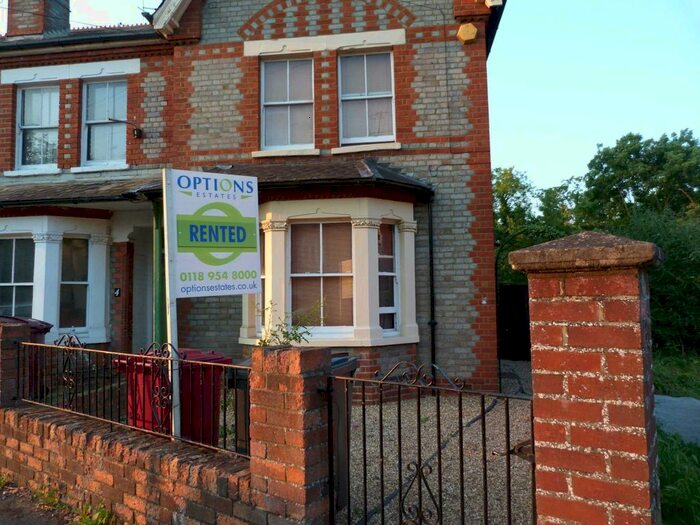 Semi-Detached House To Rent In Liverpool Road, Reading, RG1