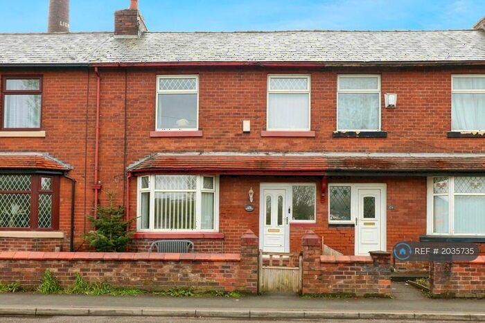 3 Bedroom Terraced House To Rent In Shaw Road, Royton, Oldham, OL2