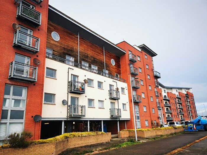 2 Bedroom Flat To Rent In Marine Parade, City Centre, Dundee, DD1