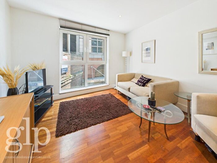 1 Bedroom Apartment To Rent In Pepys Street, Tower Hill, EC3N