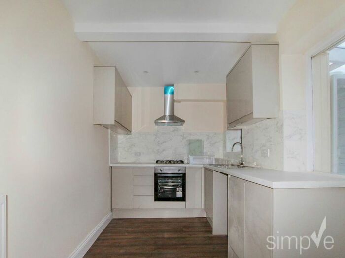 2 Bedroom Property To Rent In Lansbury Drive, Hayes, Middlesex, UB4
