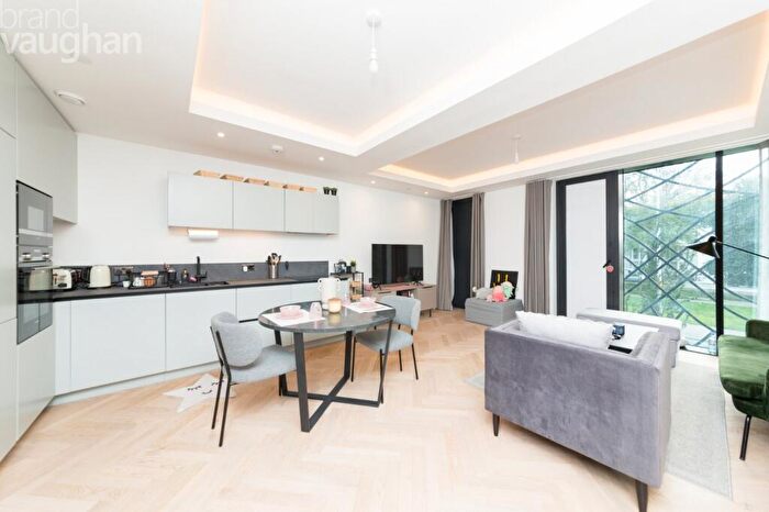 1 Bedroom Flat To Rent In Gloucester Place, Brighton, BN1