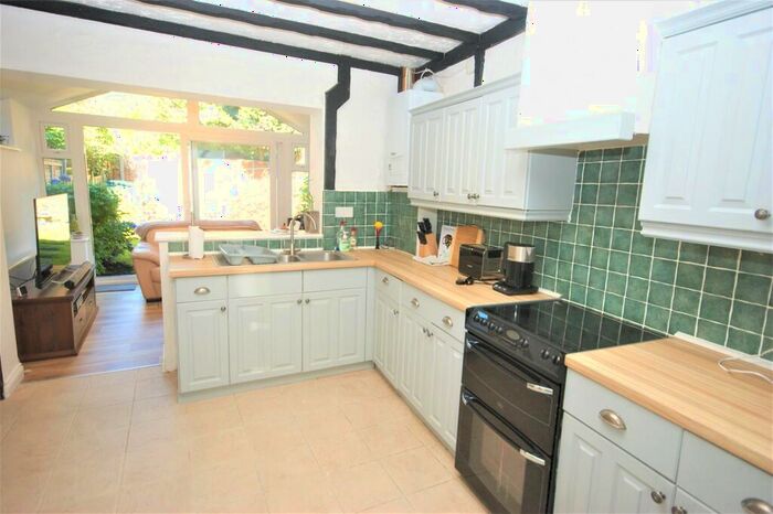 2 Bedroom End Of Terrace House To Rent In Eastcote Road, Pinner, HA5