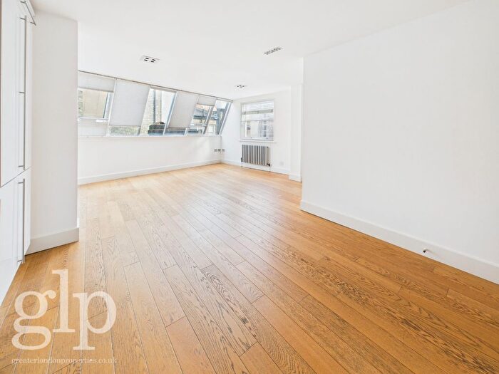 2 Bedroom Flat To Rent In Wellington Street, Covent Garden, WC2E