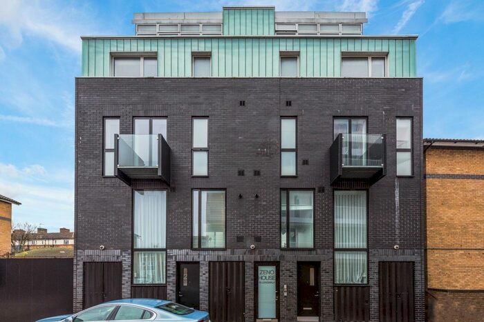 2 Bedroom Flat To Rent In Long Walk, London, SE1