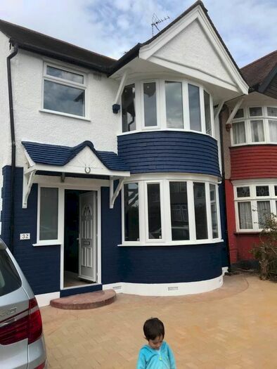 6 Bedroom Semi-Detached House To Rent In Kings Way, Harrow, Middlesex, HA1