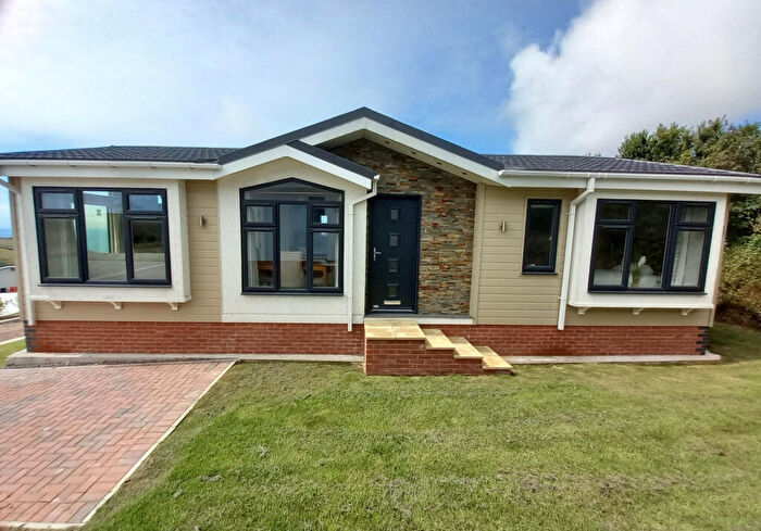 2 Bedroom Park Home For Sale In Woolacombe, Devon, EX34