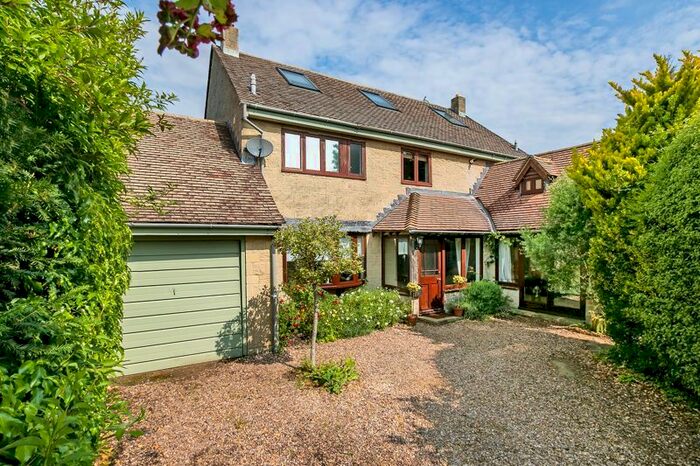 5 Bedroom Detached House For Sale In Wootton Village, Boars Hill, Oxford, OX1