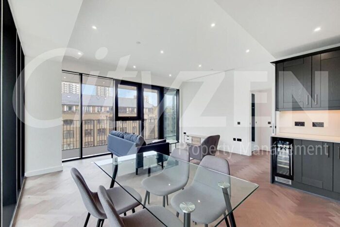 2 Bedroom Flat To Rent In Merino Gardens, London Dock, London, E1W