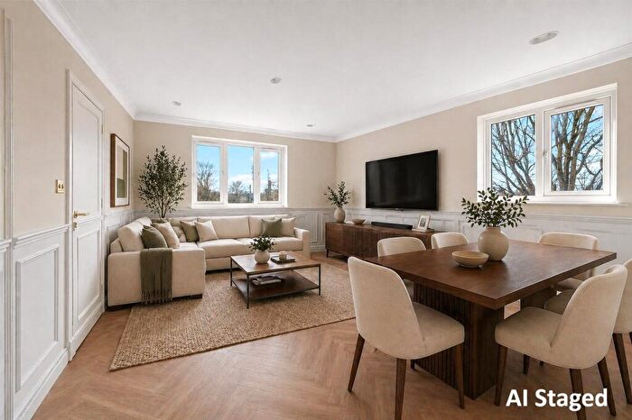 2 Bedroom Flat For Sale In Gandhi Close, Walthamstow, London, E17