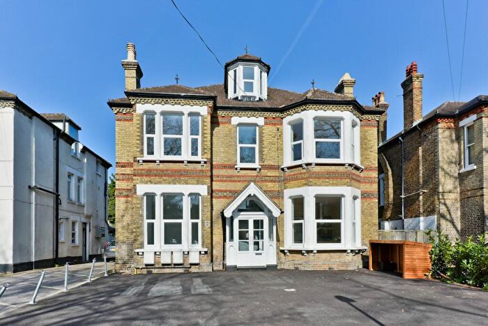 1 Bedroom Apartment To Rent In Blyth Road, Bromley, BR1