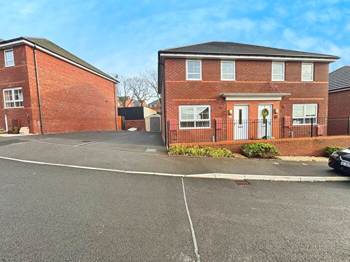 3 Bedroom Semi Detached House For Sale In Ffordd Moriah, Loughor, Swansea, SA4