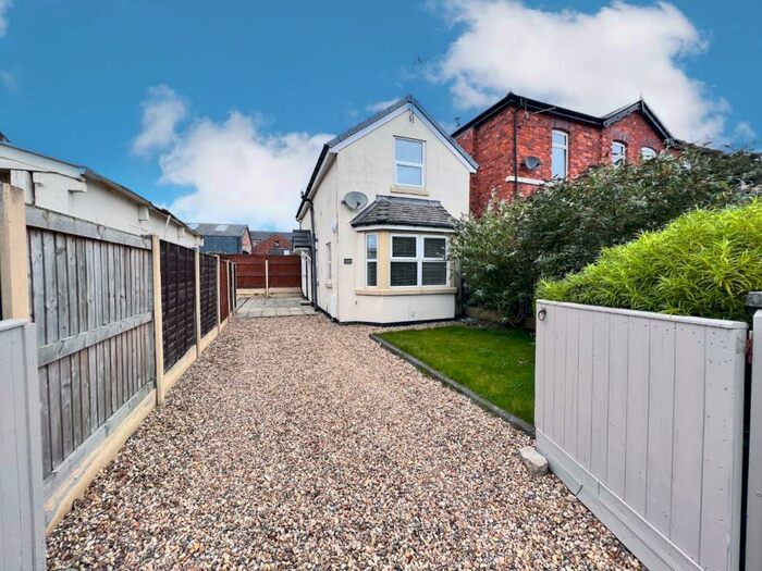 2 Bedroom Detached House To Rent In Linaker Street, Southport, Merseyside, PR8