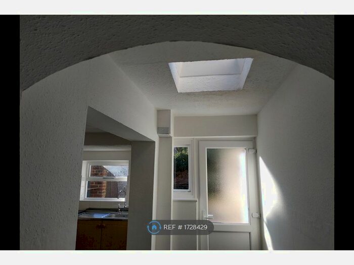 2 Bedroom Terraced House To Rent In Winnock Road, Colchester, CO1