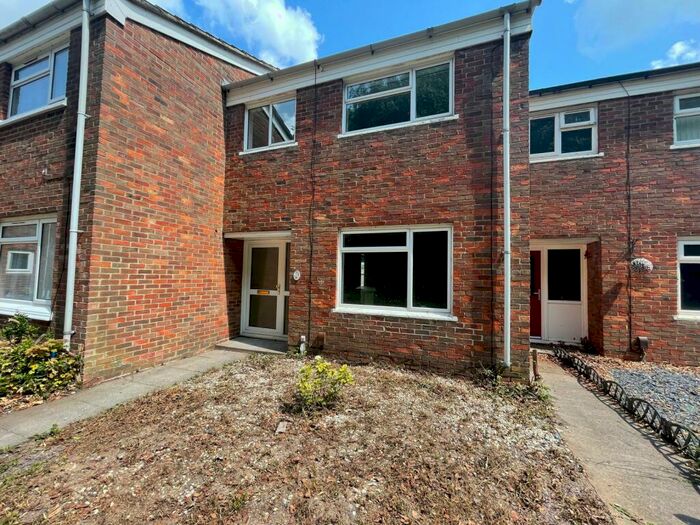 3 Bedroom Terraced House To Rent In Marlowe Close, Basingstoke, RG24
