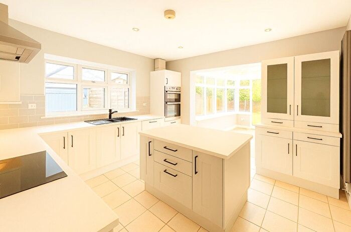 3 Bedroom Detached House To Rent In Rodney Avenue, Tonbridge, TN10