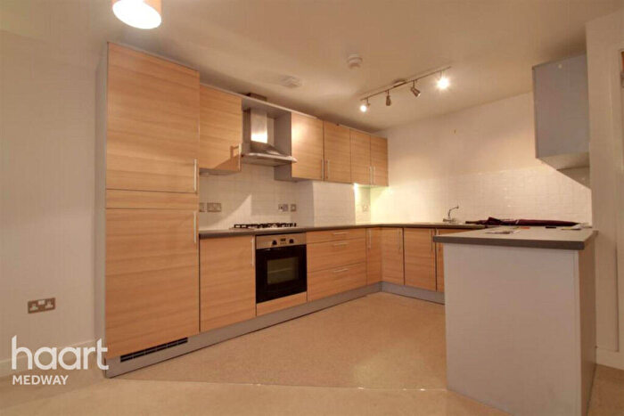 1 Bedroom Apartment To Rent In Crow Lane, Rochester, ME1