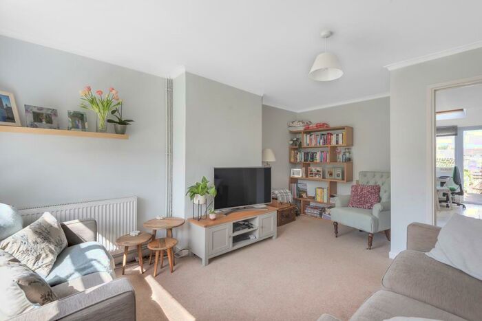 2 Bedroom Terraced House To Rent In Marlborough Close, Littlemore, OX4