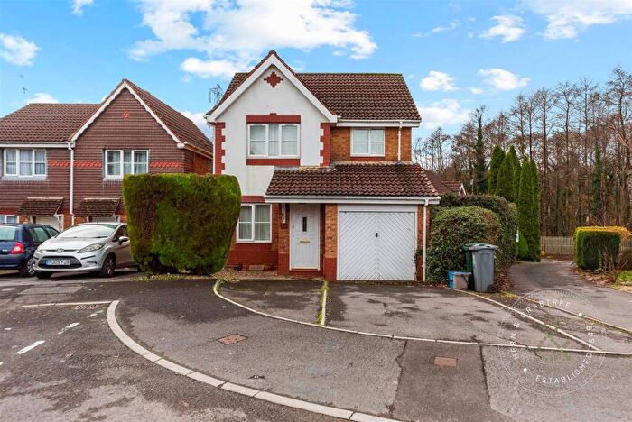 3 Bedroom Detached House For Sale In Hollington Drive, Pontprennau, Cardiff, CF23