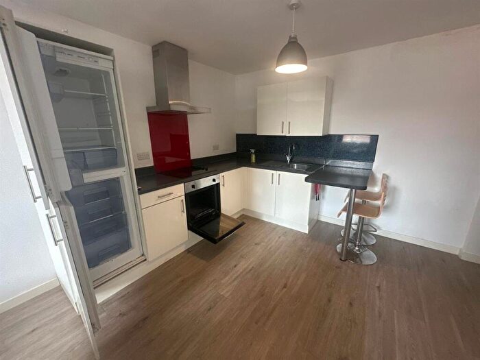 2 Bedroom Apartment To Rent In Apt Wheatsheaf Works, S2