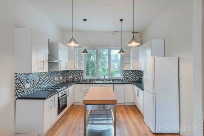 2 Bedroom Flat To Rent In Ewelme Road, Forest Hill, London, SE23