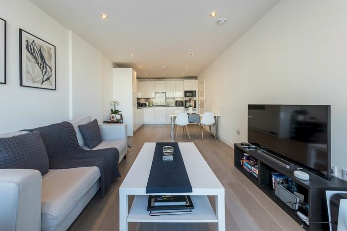 2 Bedroom Flat To Rent In Norman Road, London, SE10