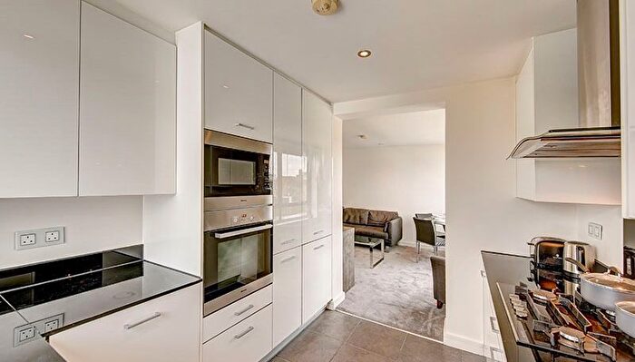 2 Bedroom Flat To Rent In Fulham Road, London, SW3