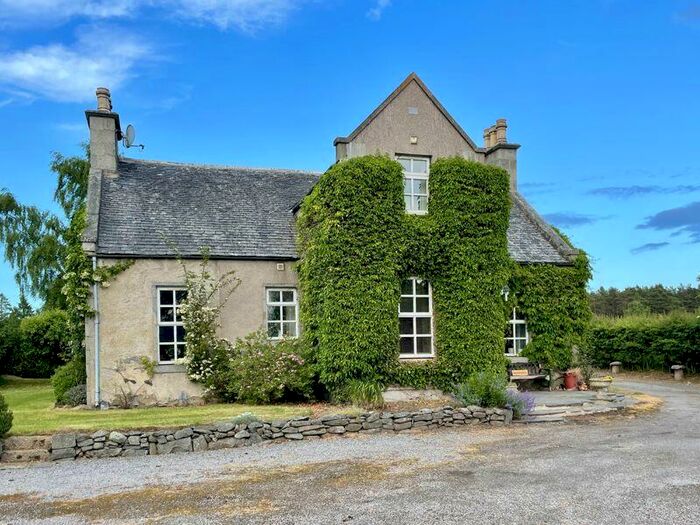 4 Bedroom Character Property For Sale In Heughhead, Bandley, Alford., AB33