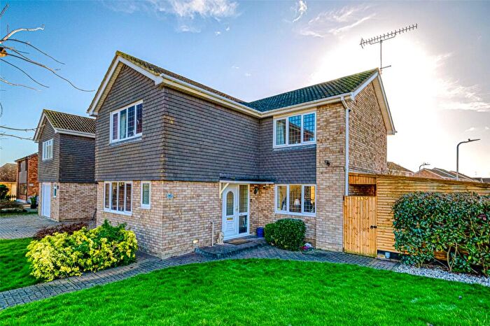 4 Bedroom Detached House For Sale In Aylesbeare, Shoeburyness, Essex, SS3