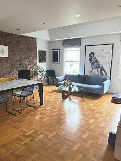 4 Bedroom Maisonette To Rent In Regents Park Road, Primrose Hill, NW1