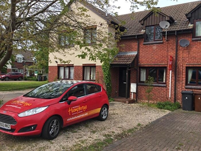 2 Bedroom House To Rent In The Shieling, Hatton, DE65